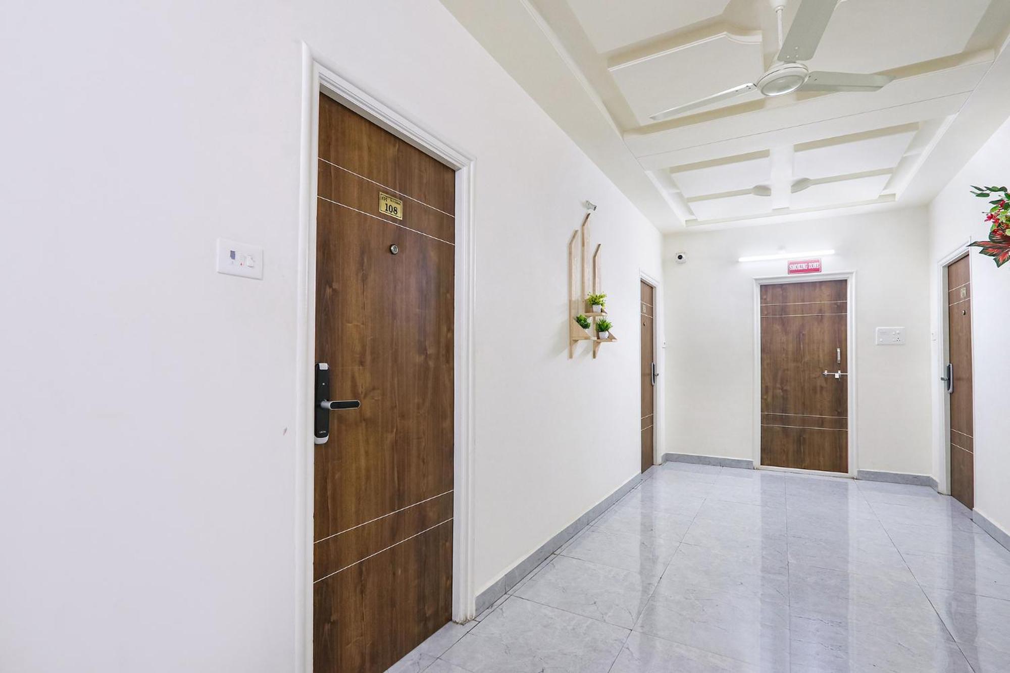 Fabhotel Golden Hitech - Nr Hitech City Hyderabad Bagian luar foto
