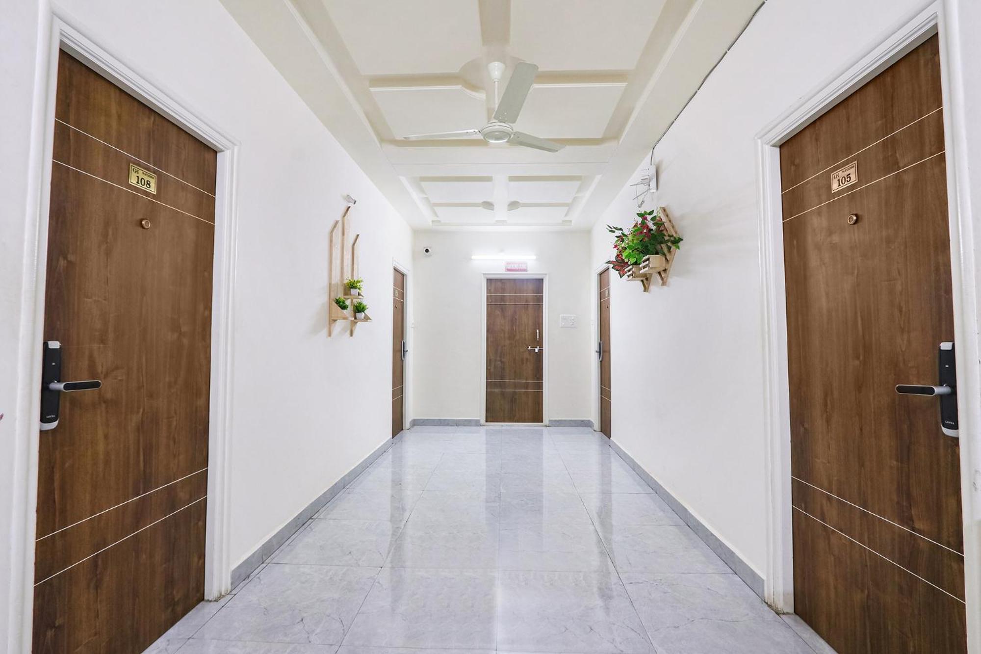 Fabhotel Golden Hitech - Nr Hitech City Hyderabad Bagian luar foto
