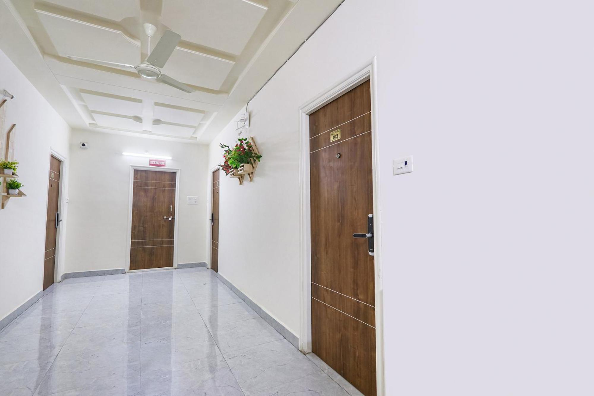 Fabhotel Golden Hitech - Nr Hitech City Hyderabad Bagian luar foto